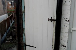 Fencing Nottingham painted tongue and grooved coalhouse gate